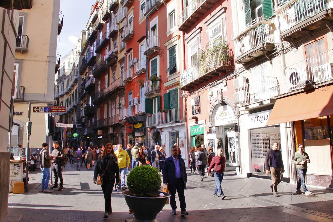 Green Chiaia Naples Extérieur photo